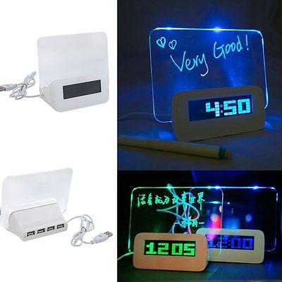 Led budík s tabulkou pro vzkazy