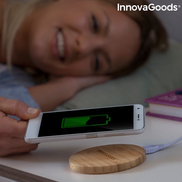 Bambusová bezdrátová nabíječka InnovaGoods