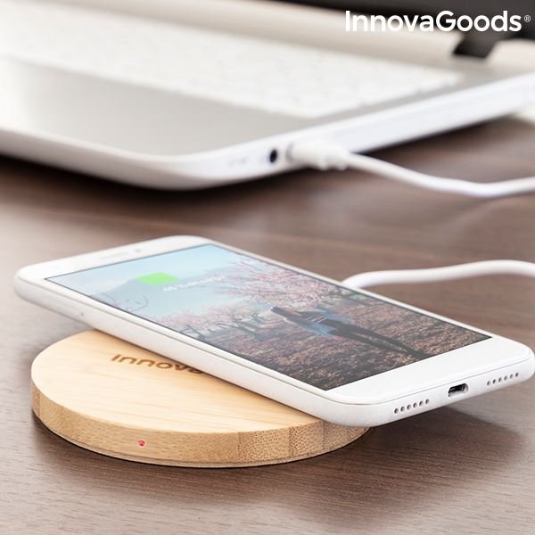 Bambusová bezdrátová nabíječka InnovaGoods